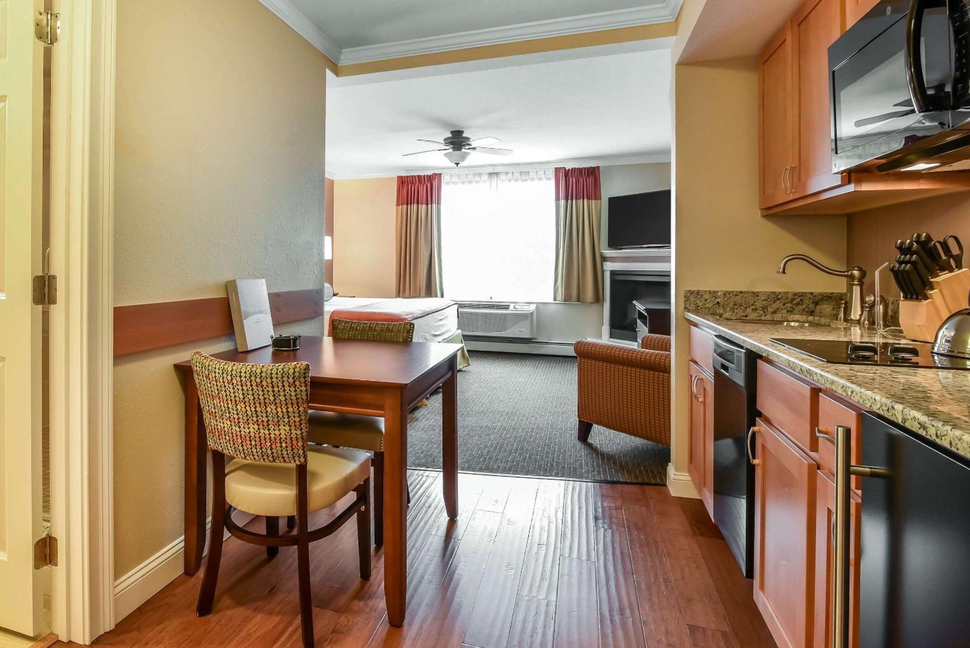 บลูกรีน วาเคชั่น เซาท์ เมาน์เทน แอสเซนด์ รีสอร์ต คอลเล็กชั่น Hotel ลินคอล์น ภายนอก รูปภาพ